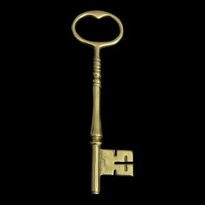 Vintage Brass Skeleton Key Decor 8” Colonial Williamsburg Restoration Stamped